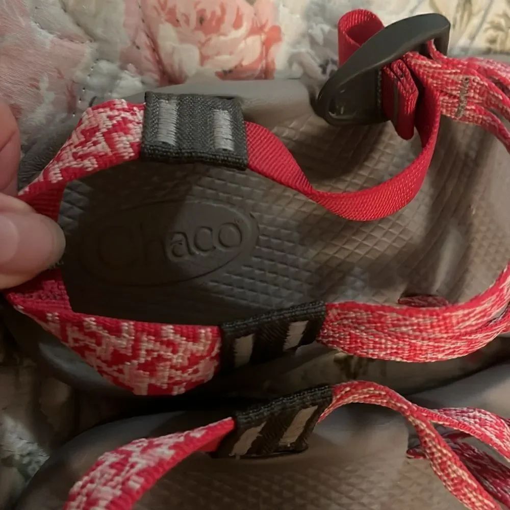 Chaco’s size 6 - Picture 2 of 5